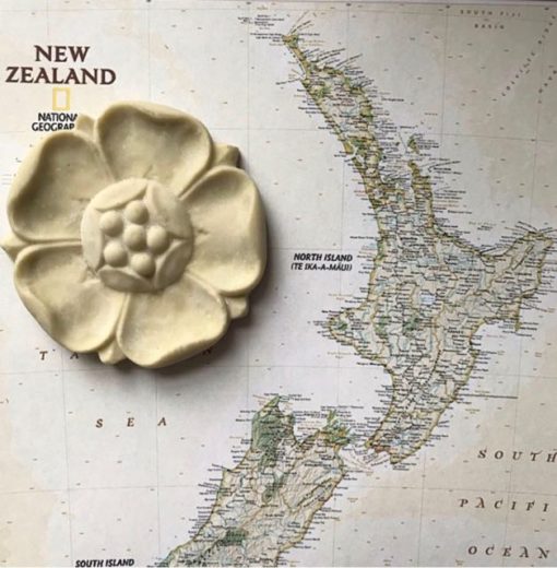 R9 - Poppy Rosette - Image 2